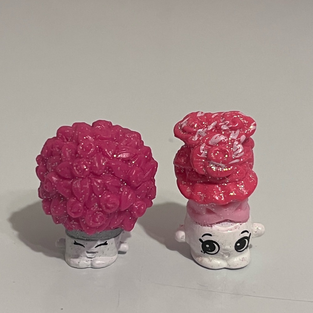 Shopkins Season 3 Glitter Floral Duo - Rosy Brooch & Fiona Flower 🌺